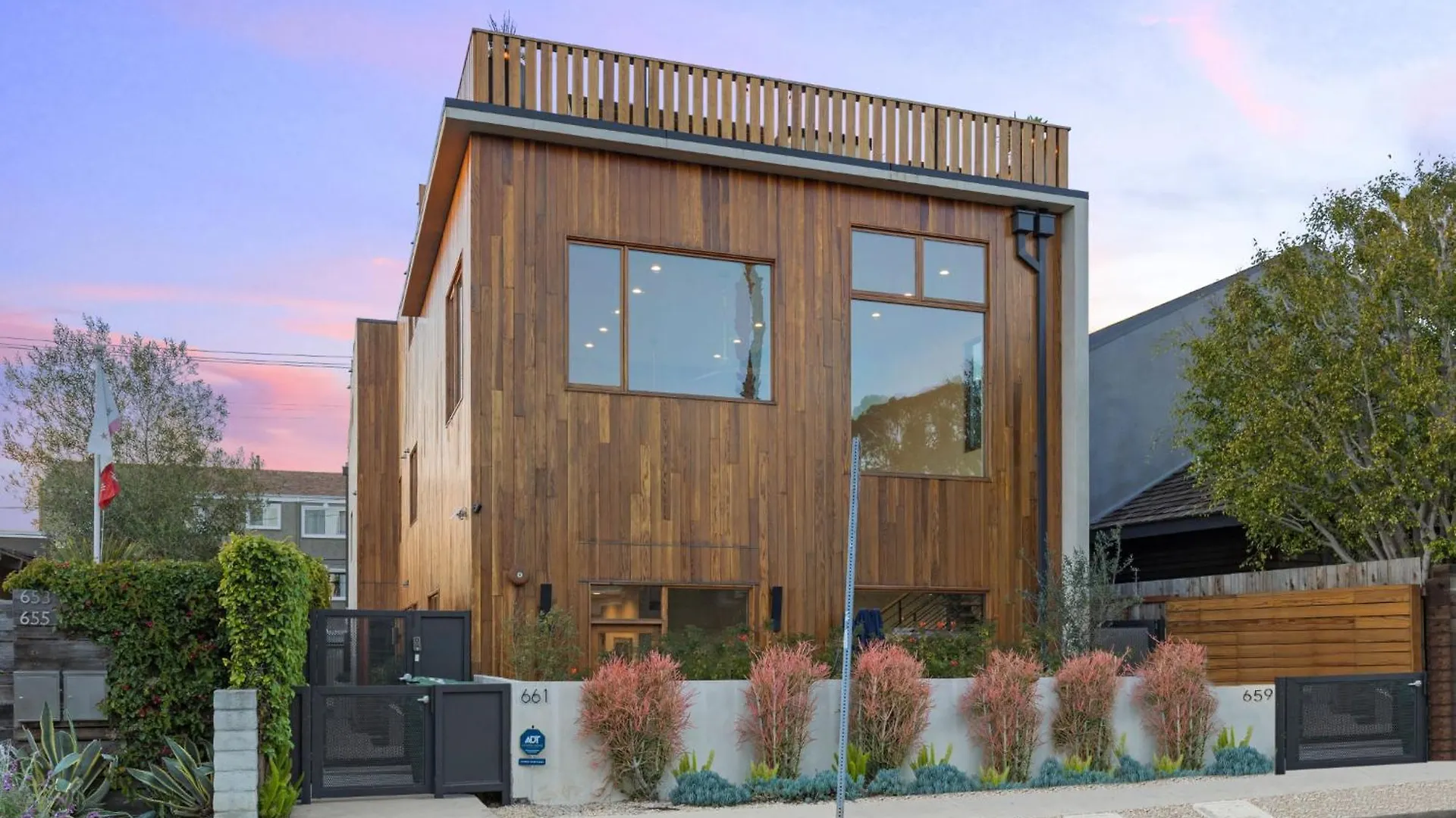 Cedar Loft Villa location